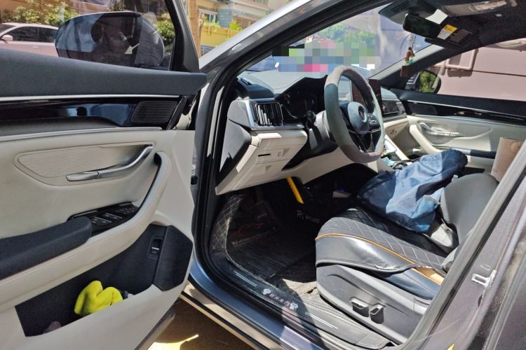 Used BYD Song PLUS New Energy 2021 DM-i 110KM Flagship Model Driver Seat