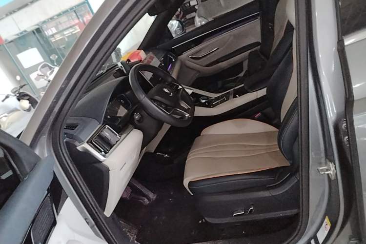 Used BYD Song PLUS New Energy 2021 DM-i 51KM Prestige Model Driver Seat
