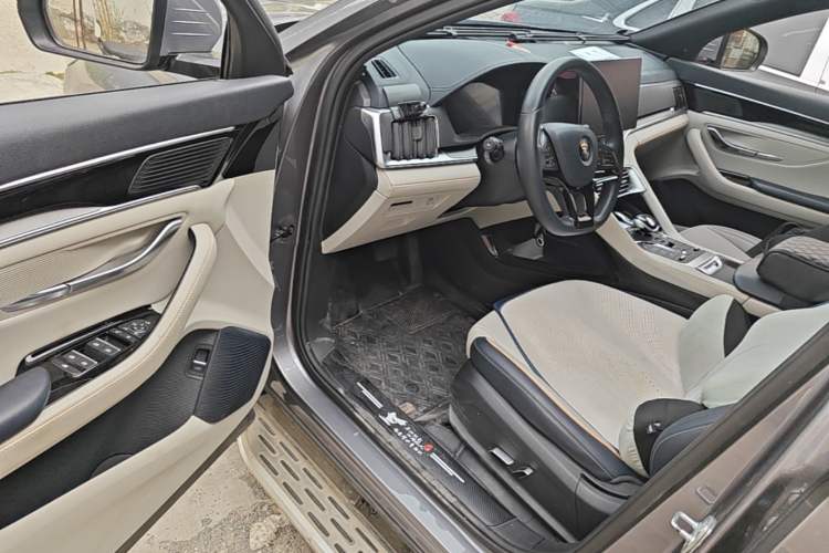 Used BYD Song PLUS New Energy 2021 DM-i 110KM Flagship Model Driver Seat