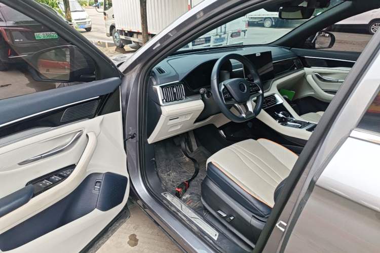 Used BYD Song PLUS New Energy 2021 DM-i 110KM Flagship PLUS Driver Seat