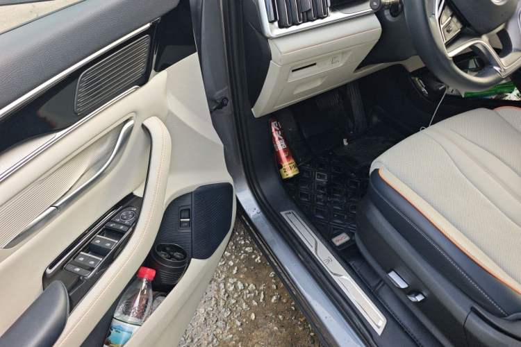 Used BYD Song PLUS New Energy 2021 DM-i 110KM Flagship PLUS Driver Seat