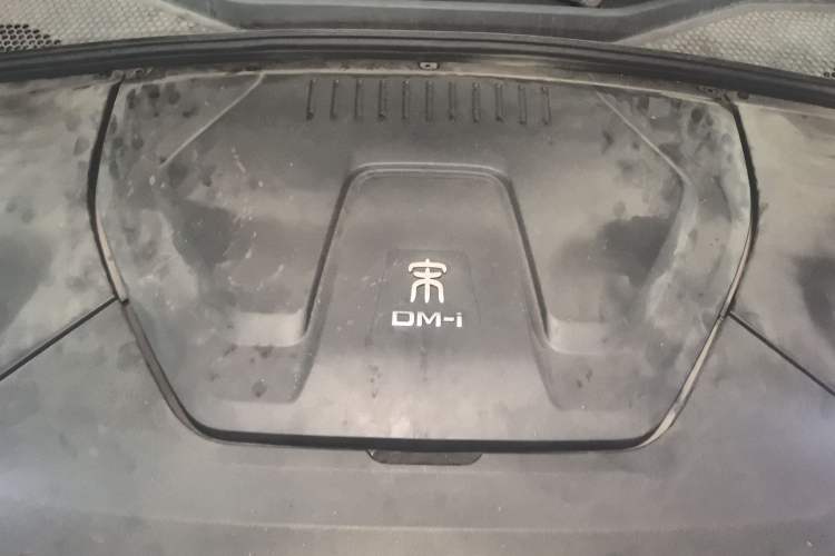 Used BYD Song PLUS New Energy 2021 DM-i 100KM Four-Wheel Drive Flagship PLUS Engine Bay