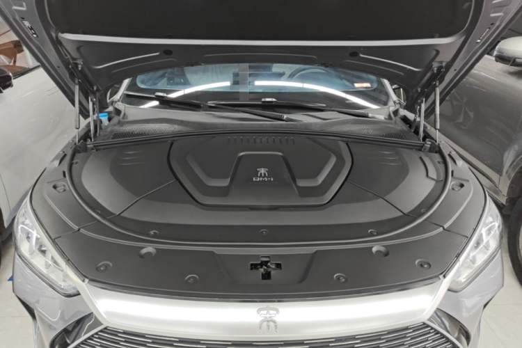 Used BYD Song PLUS New Energy 2021 DM-i 110KM Flagship PLUS Engine Bay