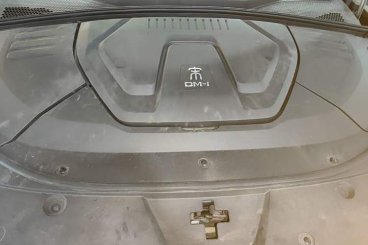 Used BYD Song PLUS New Energy 2021 DM-i 110KM Flagship Model Engine Bay