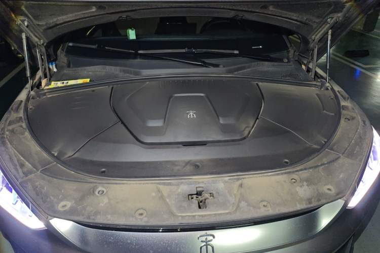 Used BYD Song PLUS New Energy 2021 EV Flagship Model Engine Bay