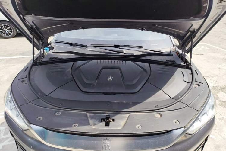 Used BYD Song PLUS New Energy 2021 EV Flagship Model Engine Bay