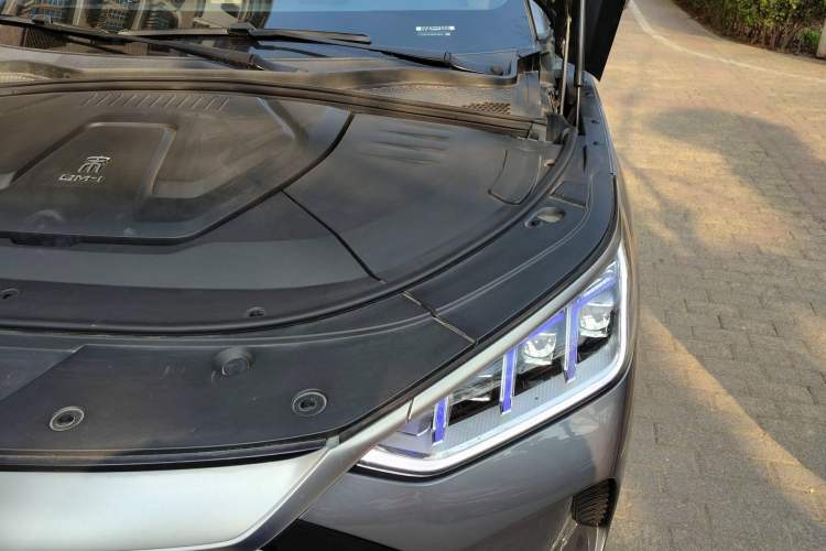 Used BYD Song PLUS New Energy 2021 DM-i 110KM Flagship Model Engine Bay Left