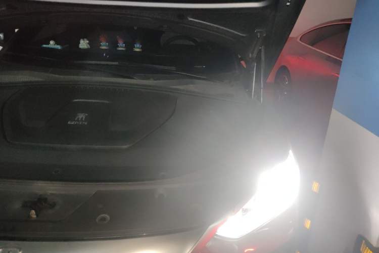 Used BYD Song PLUS New Energy 2021 DM-i 110KM Flagship Model Engine Bay Left