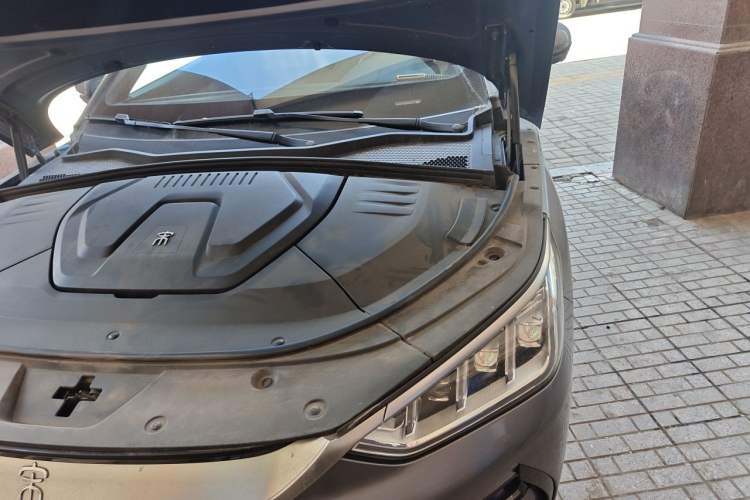 Used BYD Song PLUS New Energy 2021 EV Deluxe Model Engine Bay Left