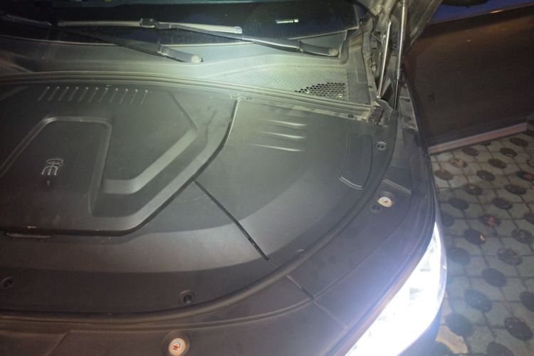 Used BYD Song PLUS New Energy 2021 EV Deluxe Model Engine Bay Left