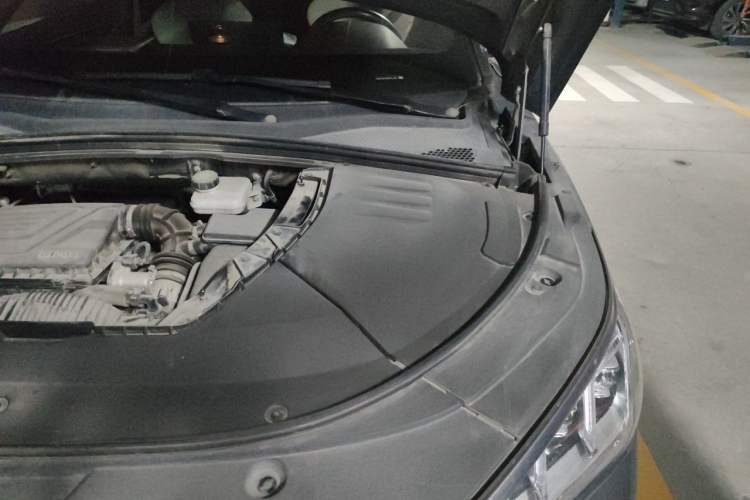 Used BYD Song PLUS New Energy 2021 DM-i 110KM Flagship Model Engine Bay Left