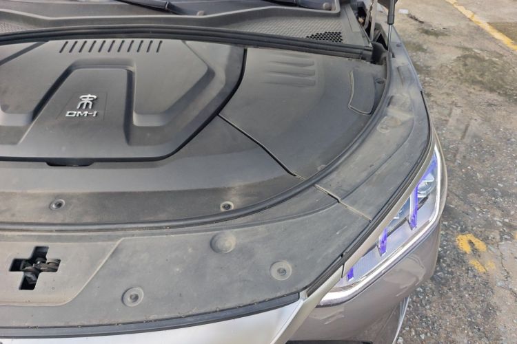 Used BYD Song PLUS New Energy 2021 DM-i 110KM Flagship PLUS Engine Bay Left