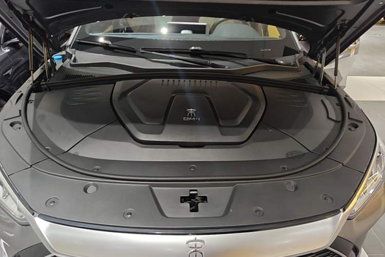 Used BYD Song PLUS New Energy 2021 DM-i 51KM Prestige Model Engine Bay
