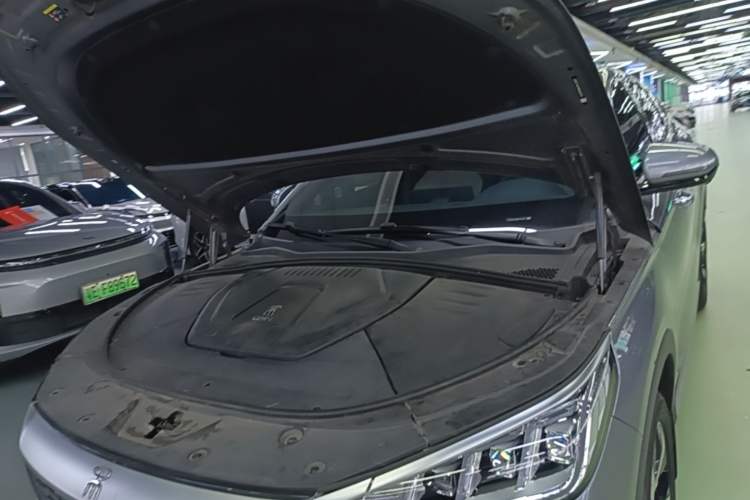 Used BYD Song PLUS New Energy 2021 DM-i 110KM Flagship PLUS Engine Bay