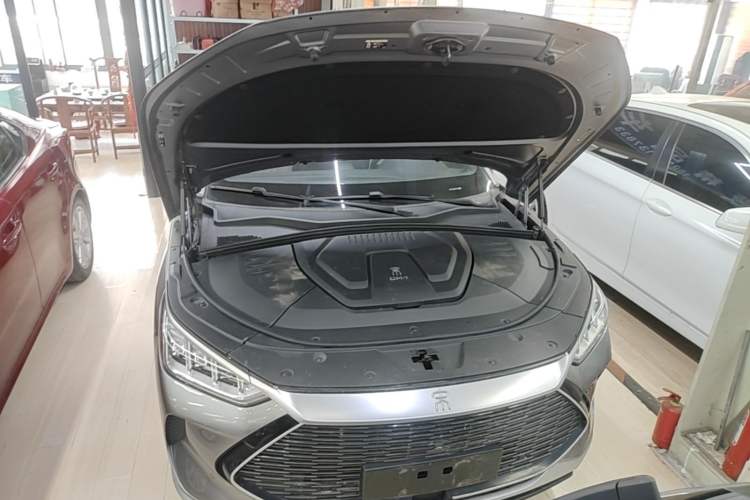 Used BYD Song PLUS New Energy 2021 DM-i 51KM Prestige Model Engine Bay