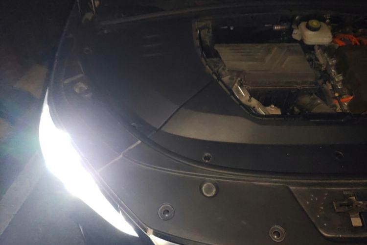 Used BYD Song PLUS New Energy 2021 DM-i 100KM Four-Wheel Drive Flagship PLUS Engine Bay Right