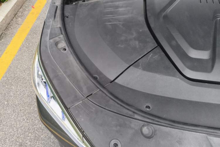 Used BYD Song PLUS New Energy 2021 DM-i 110KM Flagship PLUS 5G Edition Engine Bay Right
