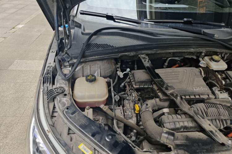 Used BYD Song PLUS New Energy 2021 DM-i 110KM Flagship Model Engine Bay Right