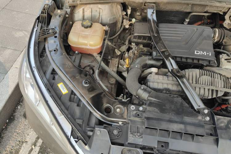 Used BYD Song PLUS New Energy 2021 DM-i 51KM Prestige Model Engine Bay Right