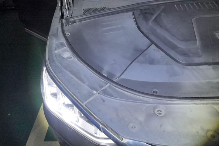 Used BYD Song PLUS New Energy 2021 EV Deluxe Model Engine Bay Right
