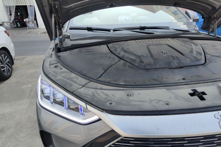 Used BYD Song PLUS New Energy 2021 DM-i 110KM Flagship PLUS Engine Bay Right