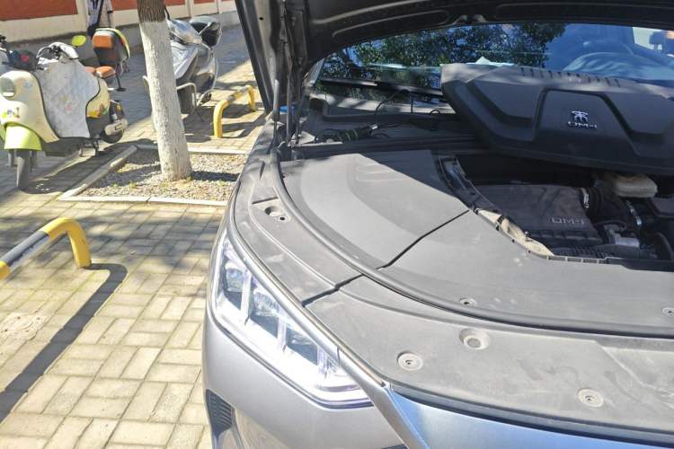 Used BYD Song PLUS New Energy 2021 DM-i 110KM Flagship Model Engine Bay Right