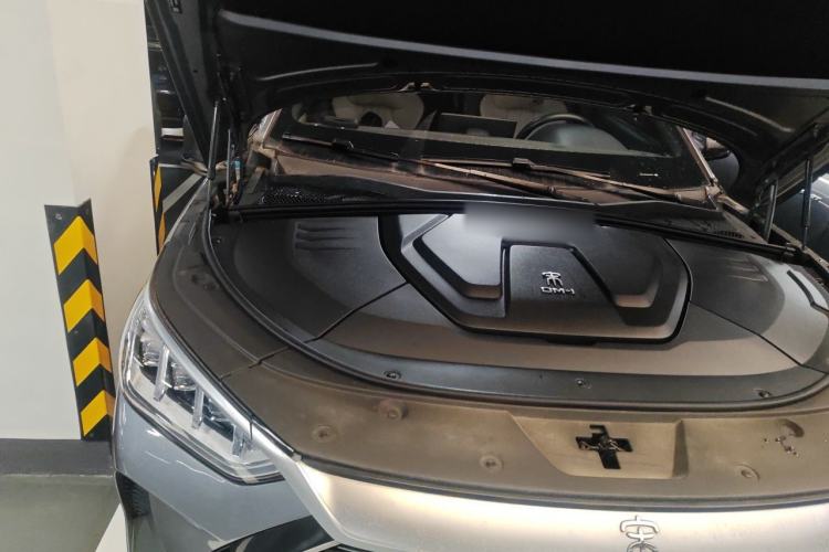 Used BYD Song PLUS New Energy 2021 DM-i 110KM Flagship Model Engine Bay Right