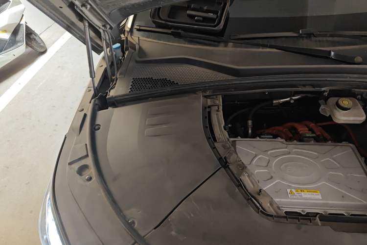 Used BYD Song PLUS New Energy 2021 EV Deluxe Model Engine Bay Right