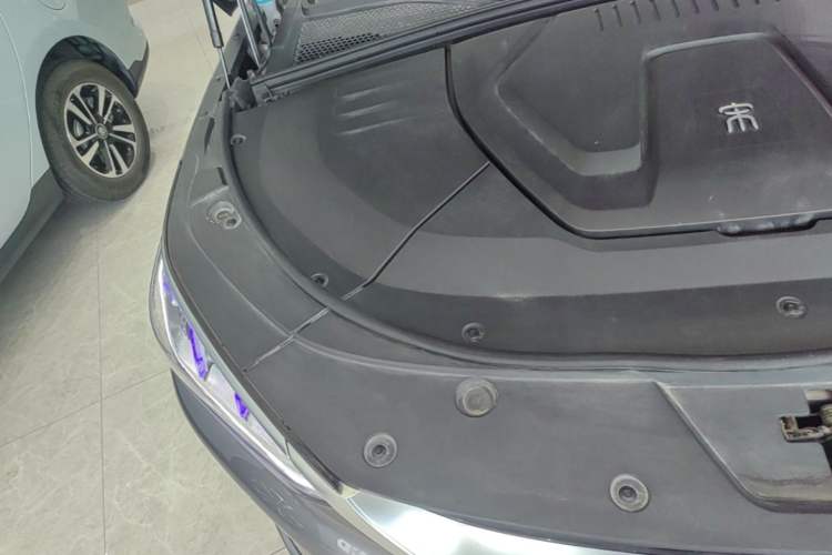 Used BYD Song PLUS New Energy 2021 EV Deluxe Model Engine Bay Right
