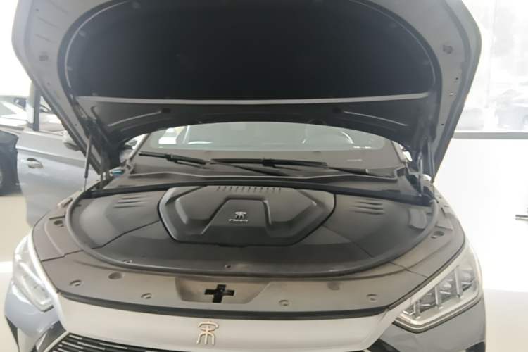 Used BYD Song PLUS New Energy 2021 DM-i 110KM Flagship Model Engine Bay