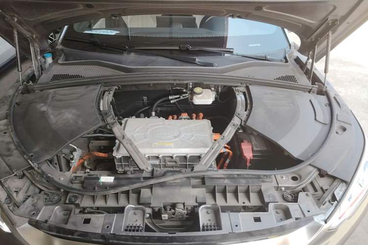 Used BYD Song PLUS New Energy 2021 EV Deluxe Model Engine Bay