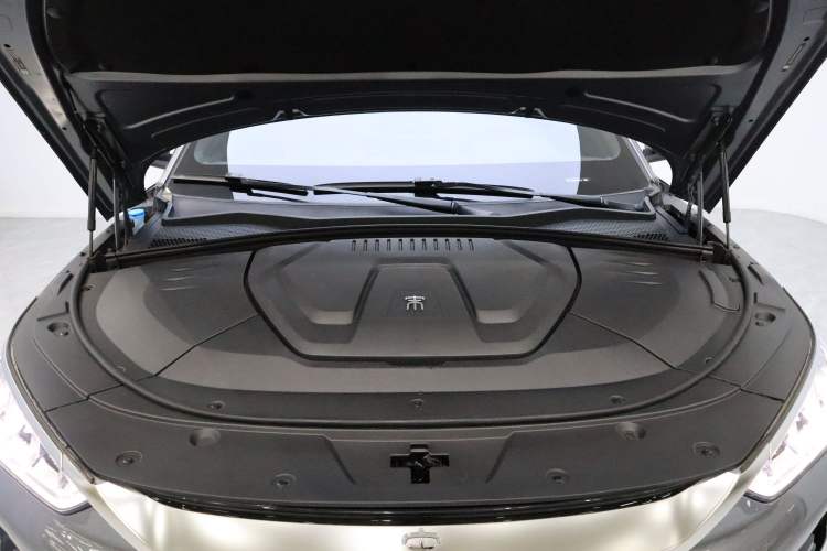 Used BYD Song PLUS New Energy 2021 EV Deluxe Model Engine Bay