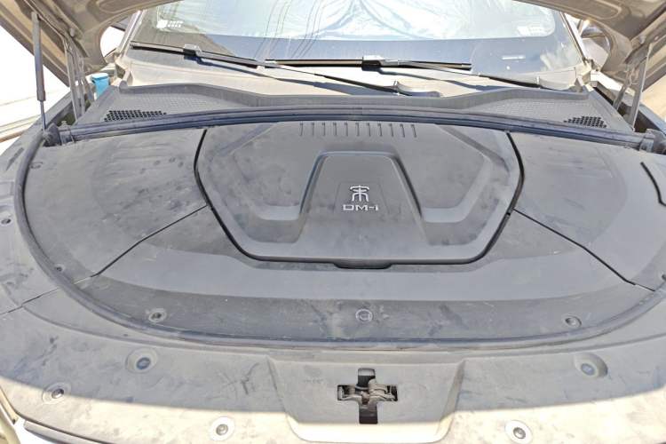 Used BYD Song PLUS New Energy 2021 DM-i 51KM Prestige Model Engine Bay