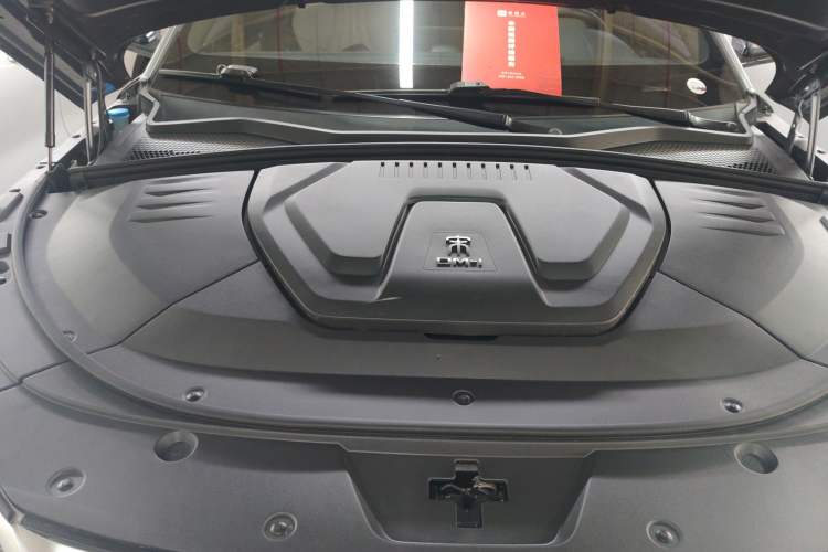 Used BYD Song PLUS New Energy 2021 DM-i 110KM Flagship PLUS Engine Bay