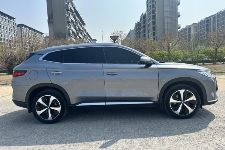 Used BYD Song PLUS New Energy 2021 DM-i 51KM Prestige Model Exterior 3