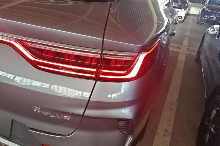 Used BYD Song PLUS New Energy 2021 EV Deluxe Model Exterior 3