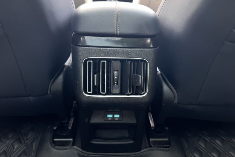Used BYD Song PLUS New Energy 2021 EV Flagship Model Exterior 3