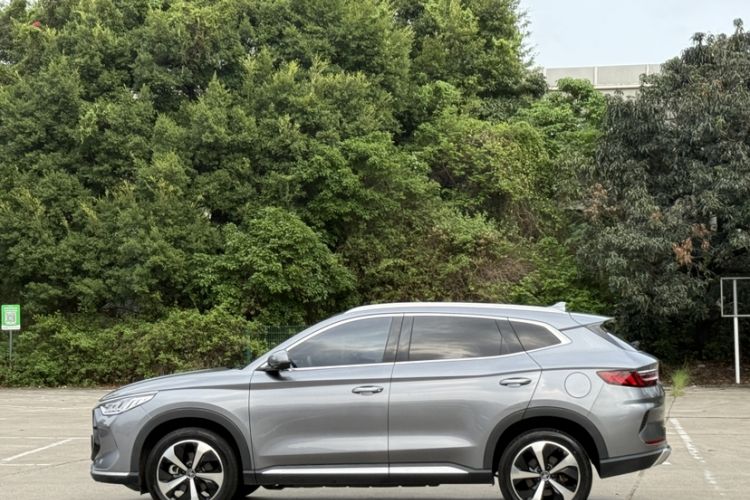 Used BYD Song PLUS New Energy 2021 DM-i 51KM Prestige Model Exterior 3