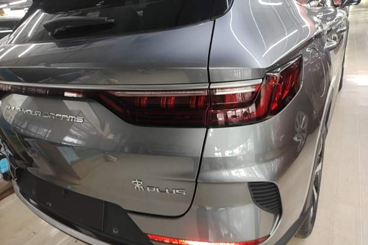 Used BYD Song PLUS New Energy 2021 DM-i 51KM Prestige Model Exterior 3