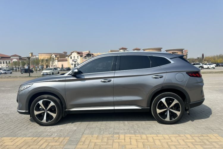 Used BYD Song PLUS New Energy 2021 DM-i 51KM Prestige Model Exterior 4