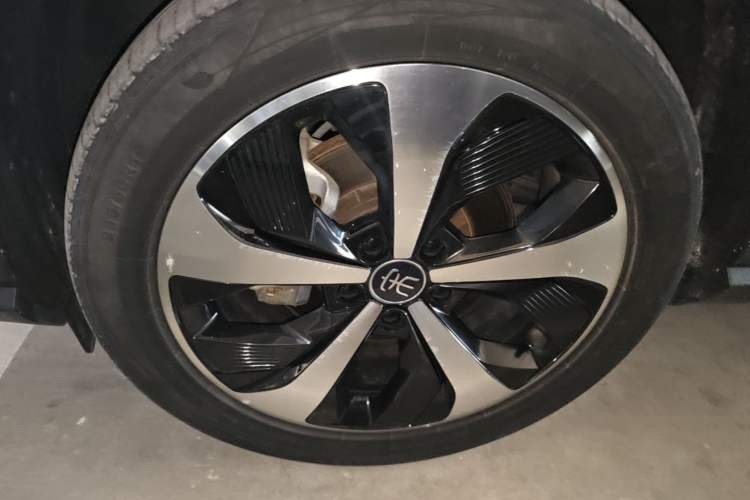 Used BYD Song PLUS New Energy 2021 EV Deluxe Model Exterior 4