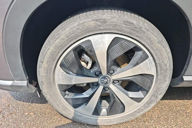 Used BYD Song PLUS New Energy 2021 DM-i 51KM Prestige Model Exterior 4