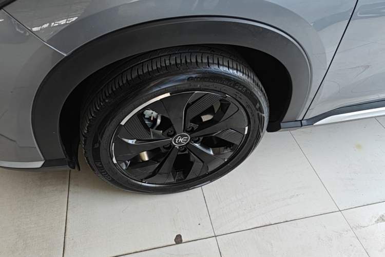 Used BYD Song PLUS New Energy 2021 DM-i 110KM Flagship Model Exterior 4