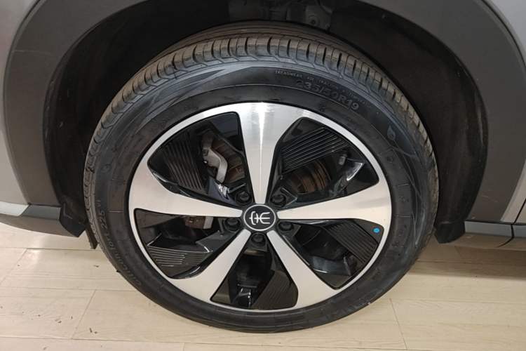 Used BYD Song PLUS New Energy 2021 DM-i 51KM Prestige Model Exterior 4