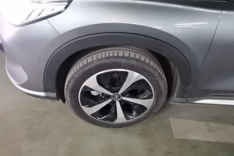 Used BYD Song PLUS New Energy 2021 DM-i 51KM Prestige Model Exterior 4