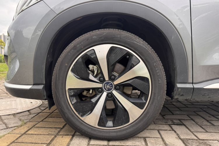 Used BYD Song PLUS New Energy 2021 DM-i 110KM Flagship Model Exterior 4