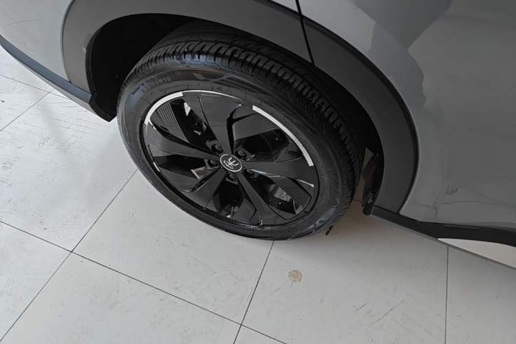 Used BYD Song PLUS New Energy 2021 DM-i 110KM Flagship Model Exterior 5