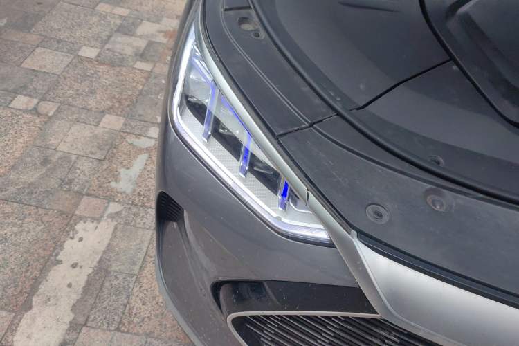 Used BYD Song PLUS New Energy 2021 DM-i 110KM Flagship Model Exterior 6