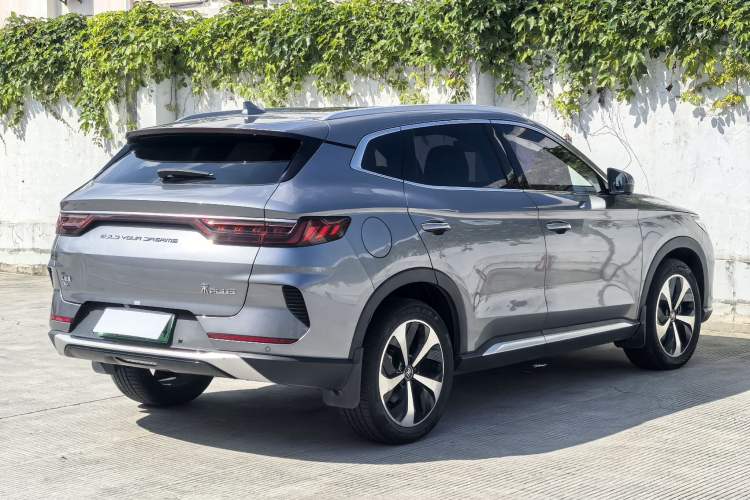 Used BYD Song PLUS New Energy 2021 DM-i 110KM Flagship Model Exterior 6