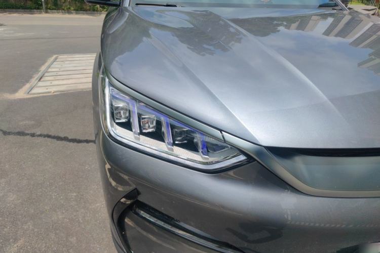Used BYD Song PLUS New Energy 2021 EV Flagship Model Exterior 6